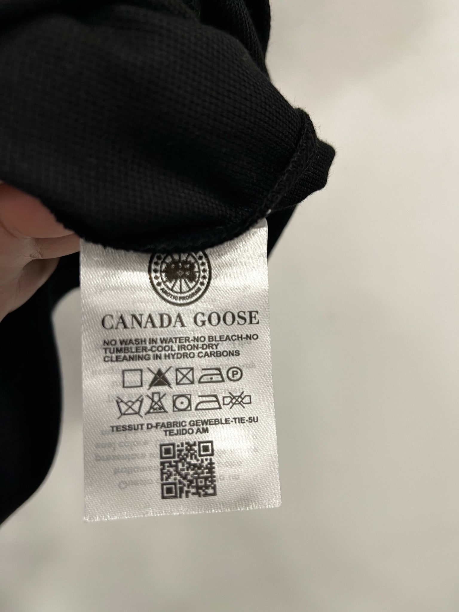 Canada Goose black T-shirt