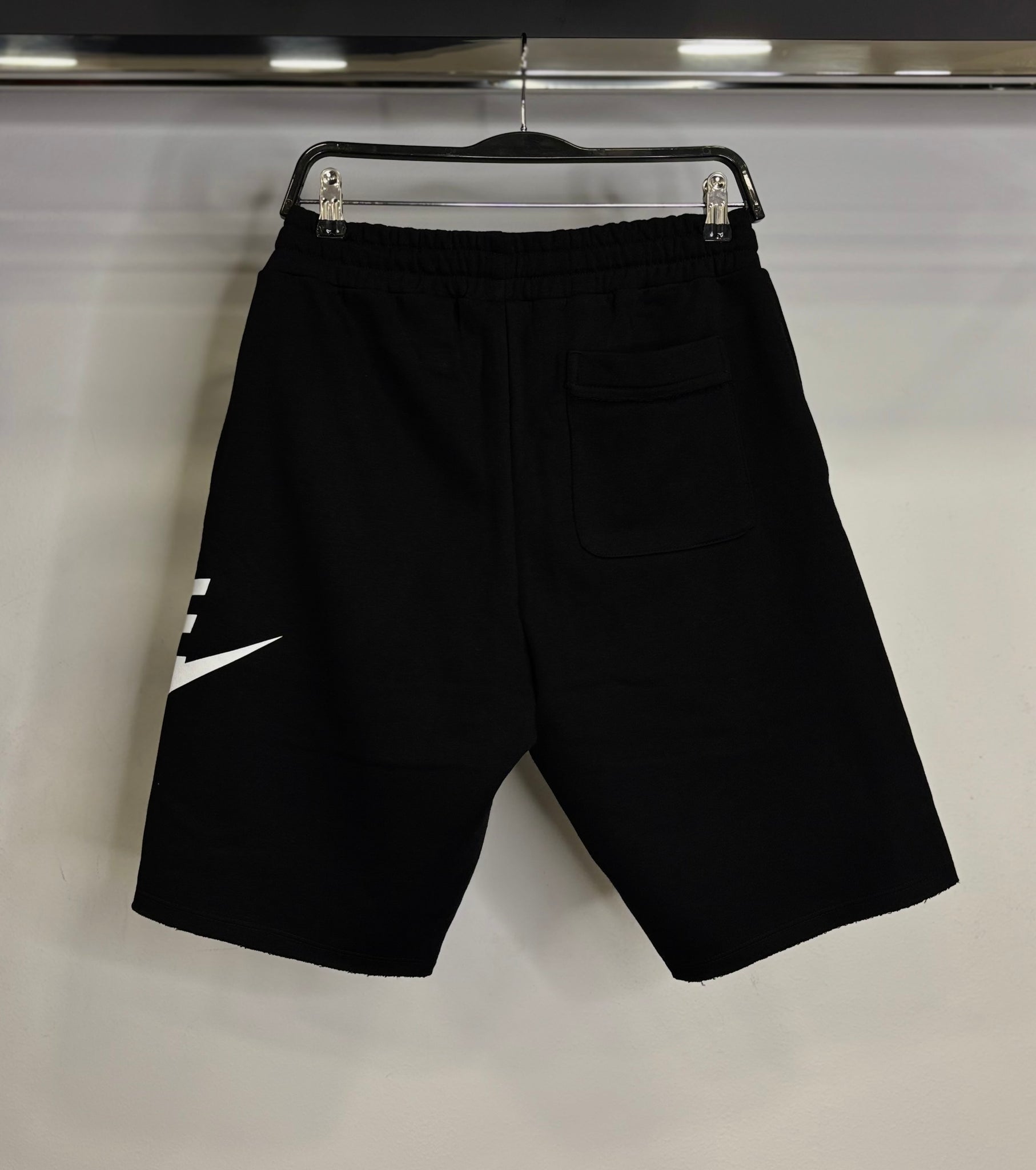 Nike Βερμούδα