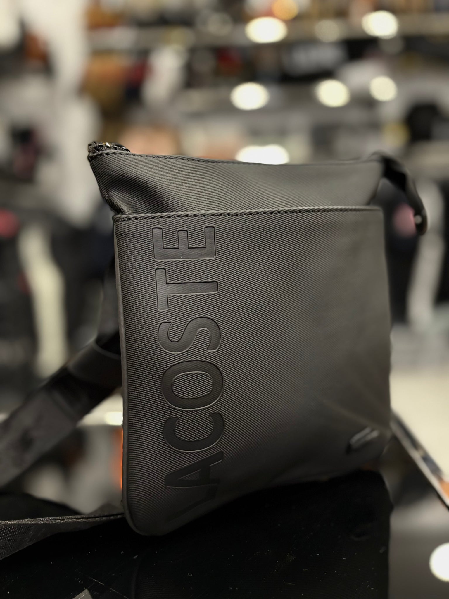 Lacoste black bag ώμου/χιαστί