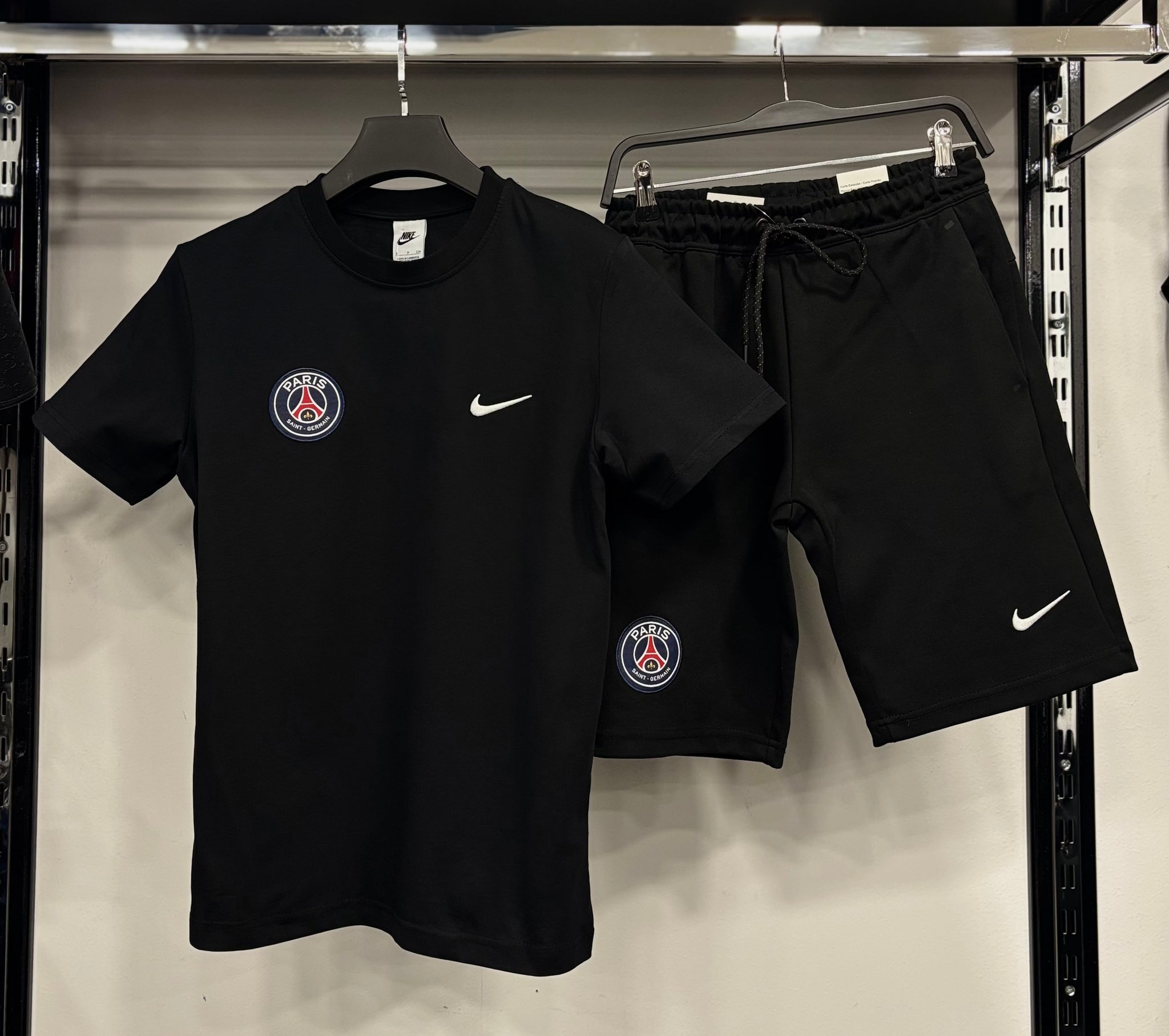 Nike Paris Saint-Germain black set