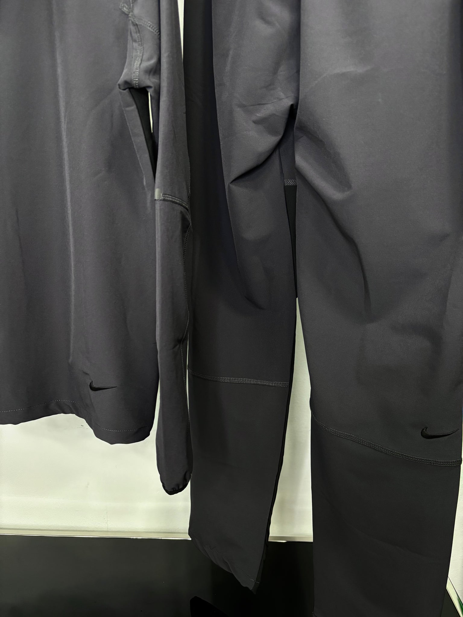 Nike Tech black/grey set