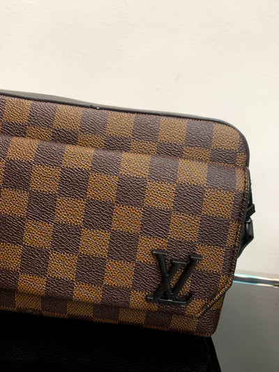 Louis Vuitton Brown bag ωμού/χιαστί
