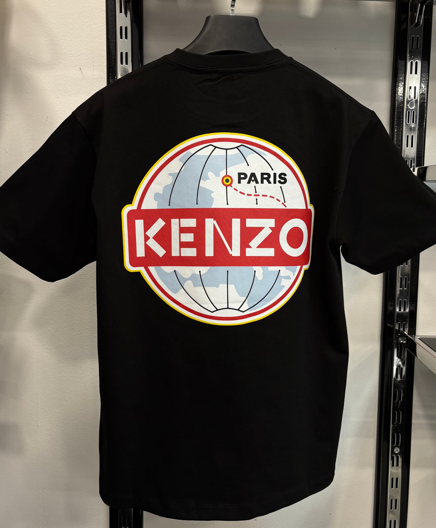 Kenzo Paris