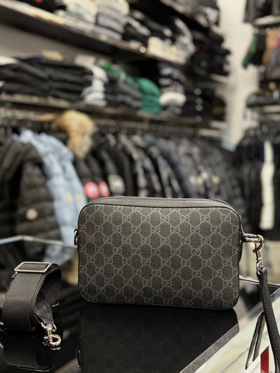 Gucci GG Supreme
