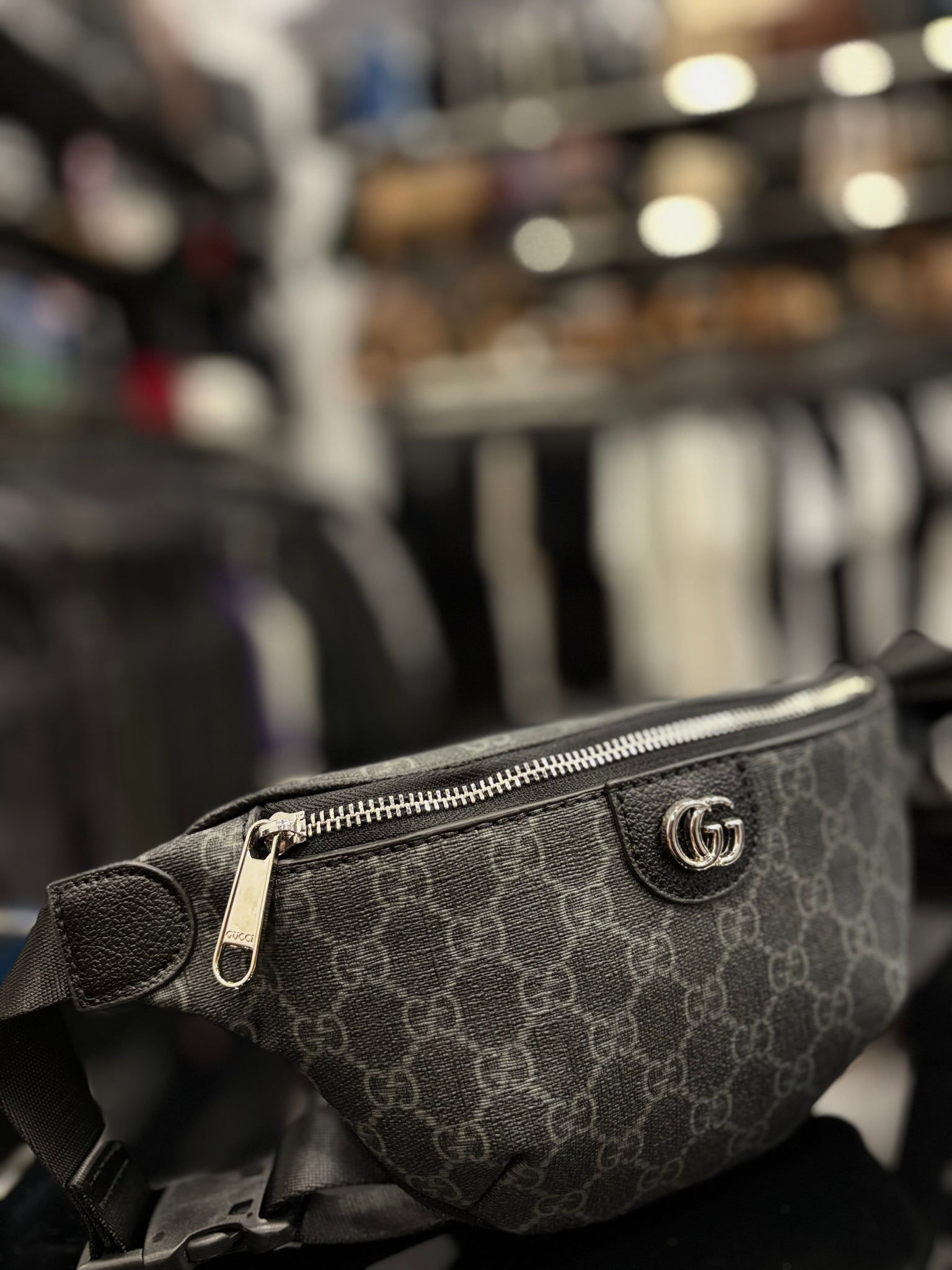Gucci GG Supreme waist black bag