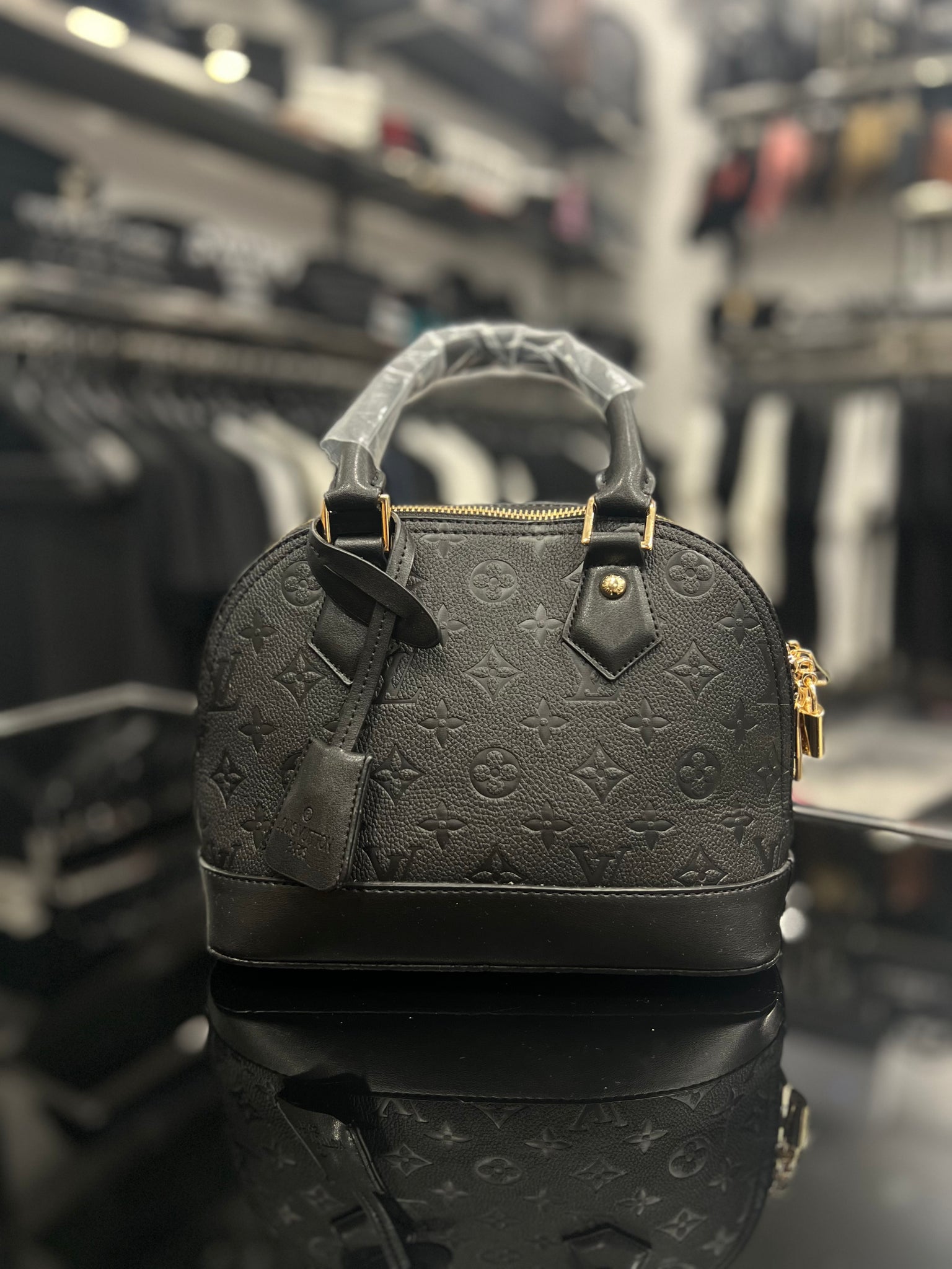 Louis Vuitton Alma BB Monogram Small