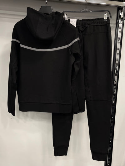 Nike Tech Fleece black tracksuit