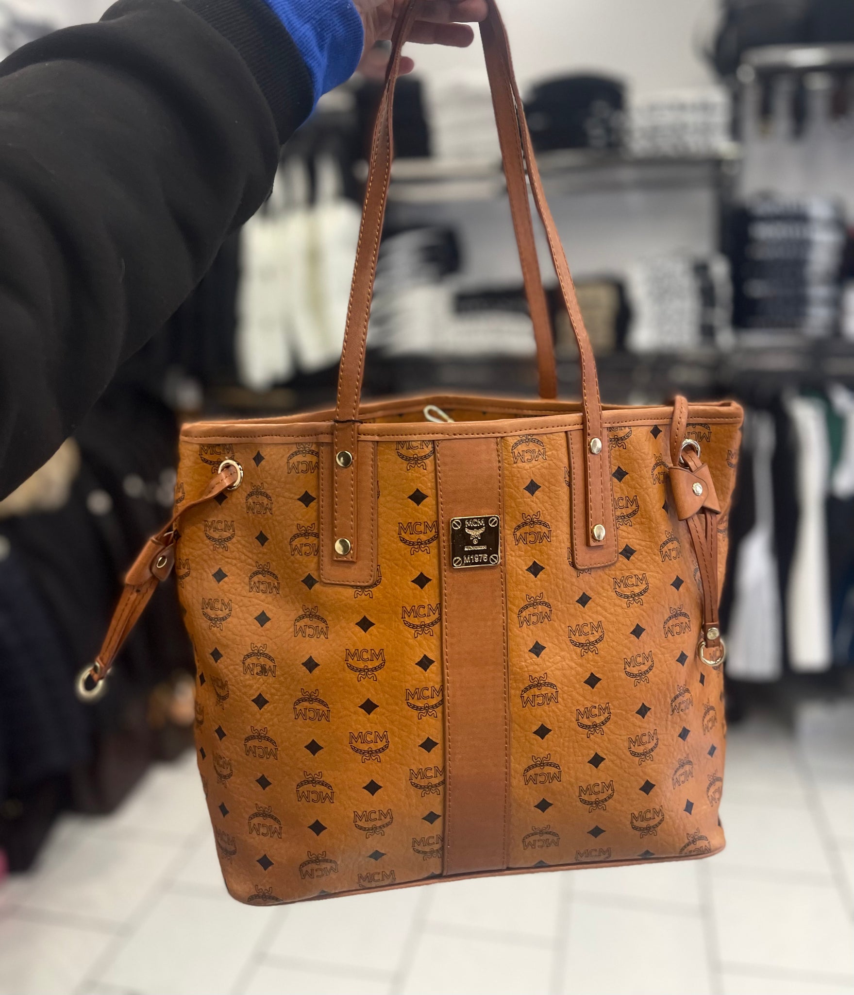 MCM Liz Visetos Medium shopper bag