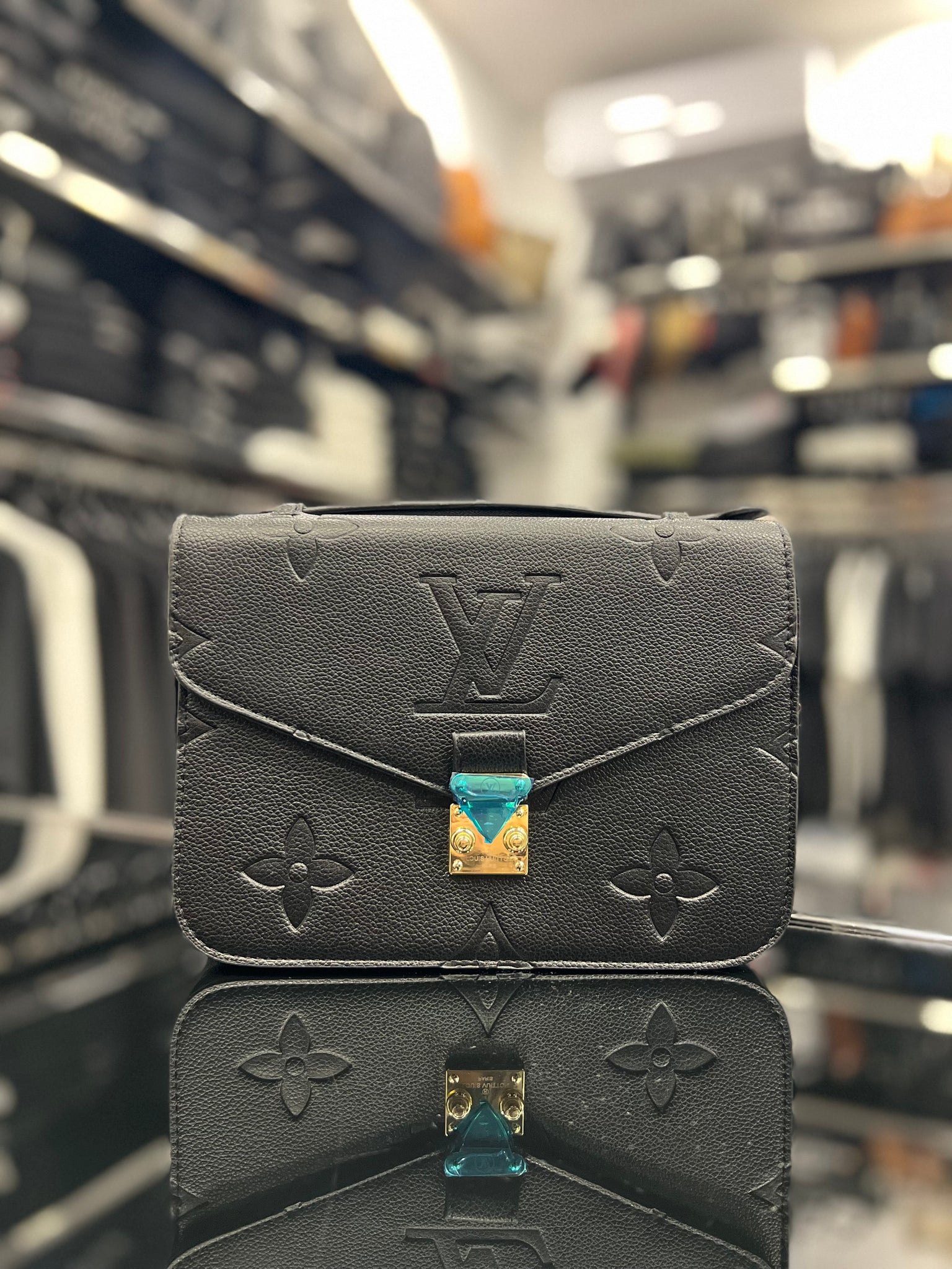 Louis Vuitton Metis