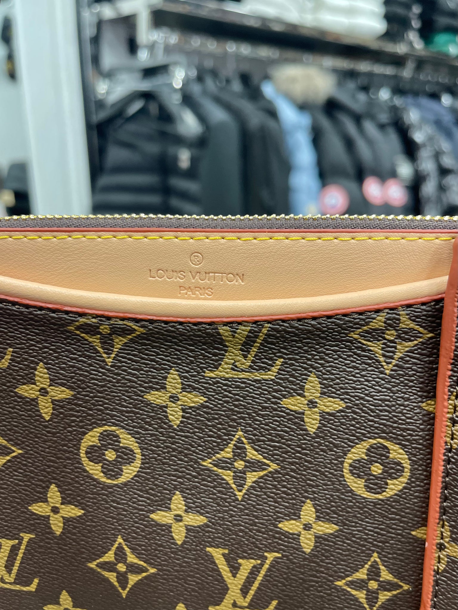 Louis Vuitton clutch Bag