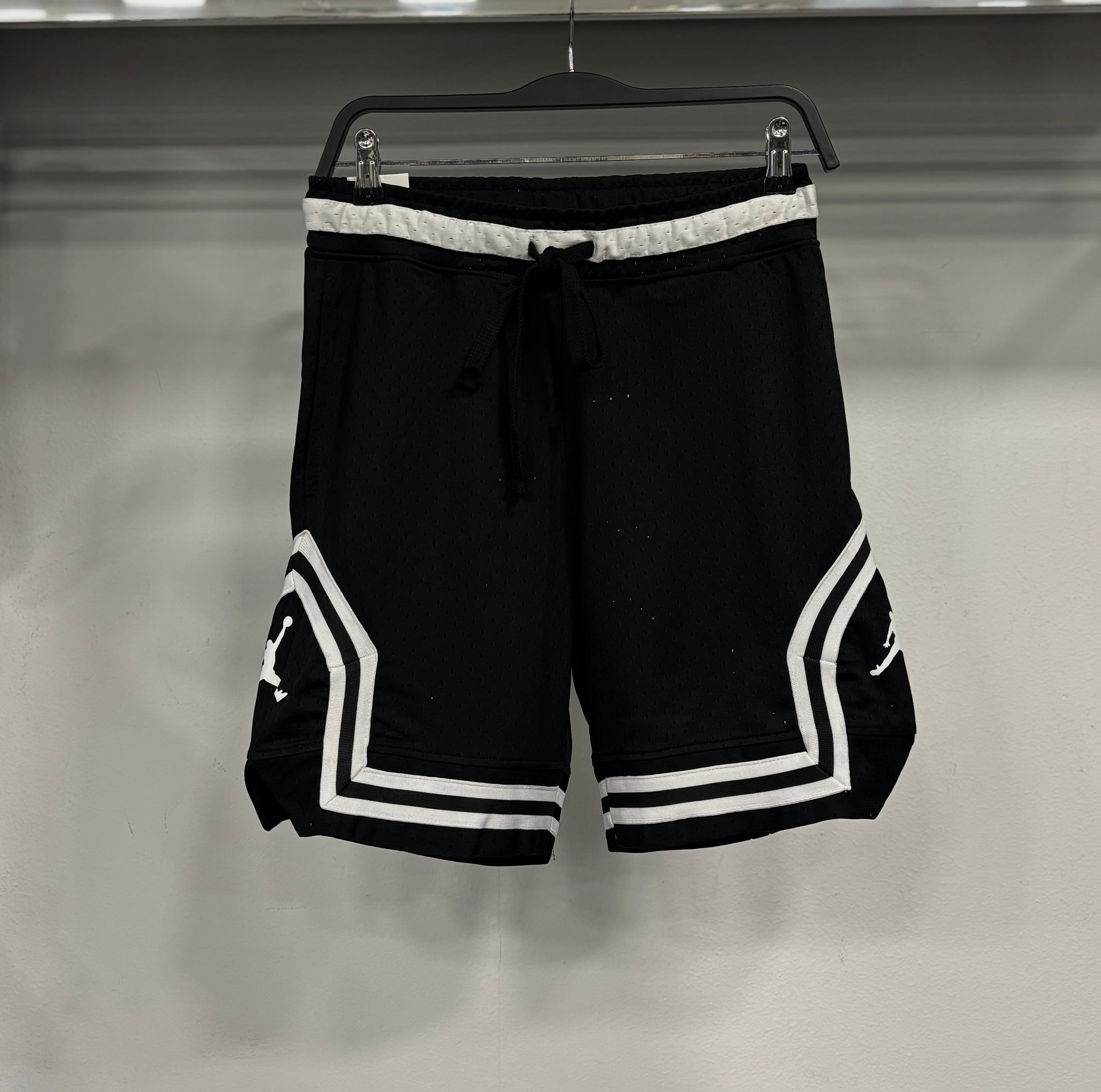 Jordan Sport Dri-FIT Mesh Diamond black shorts