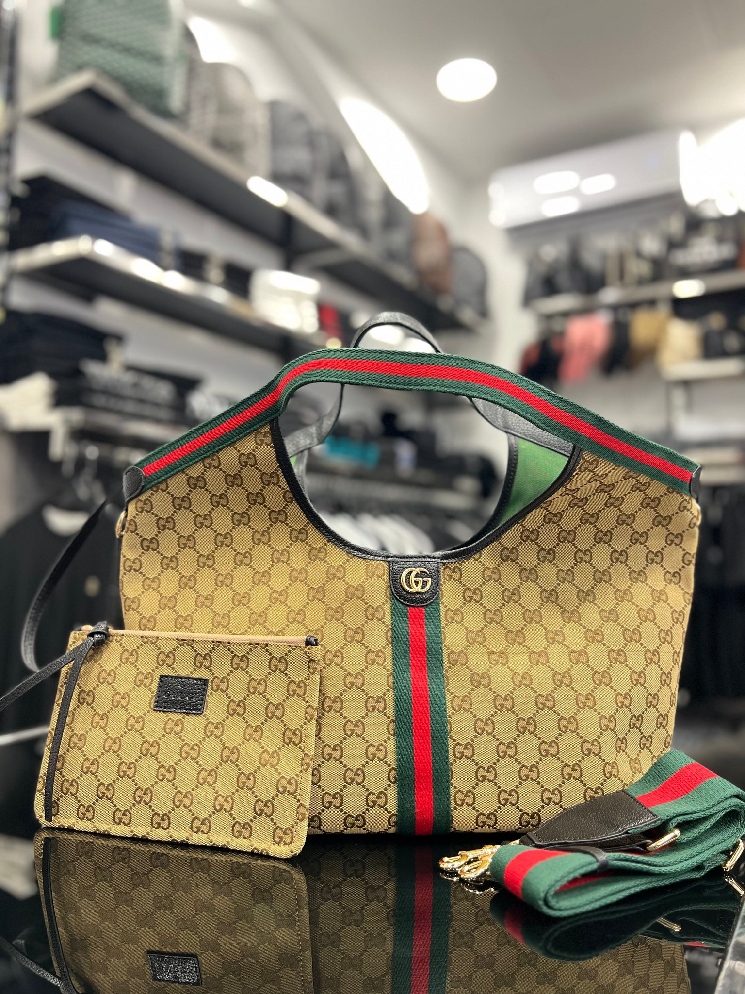 Gucci Giglio Medium Tote Beige Bag