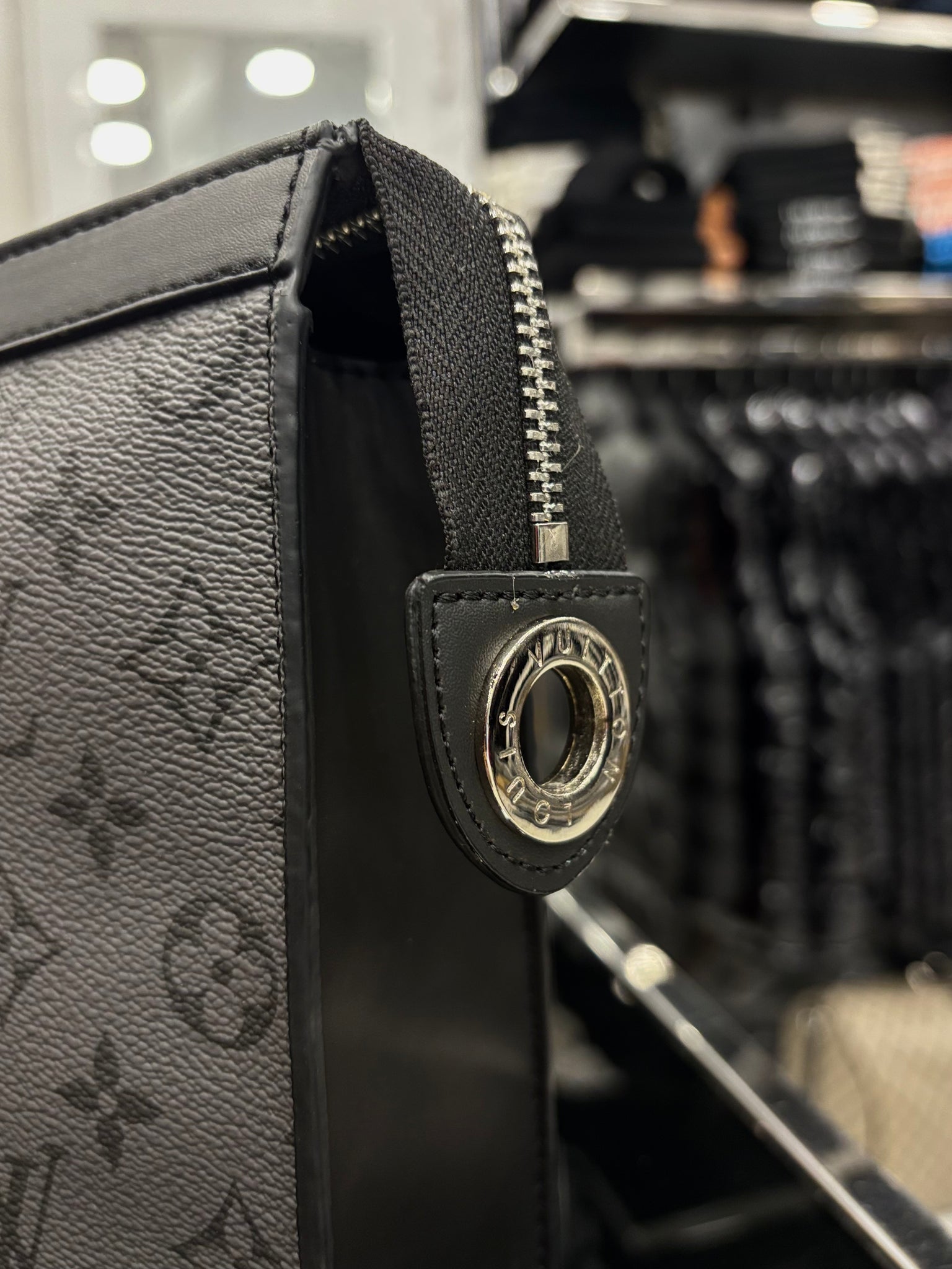 Louis Vuitton Pochette Voyage MM Monogram Eclipse black/grey