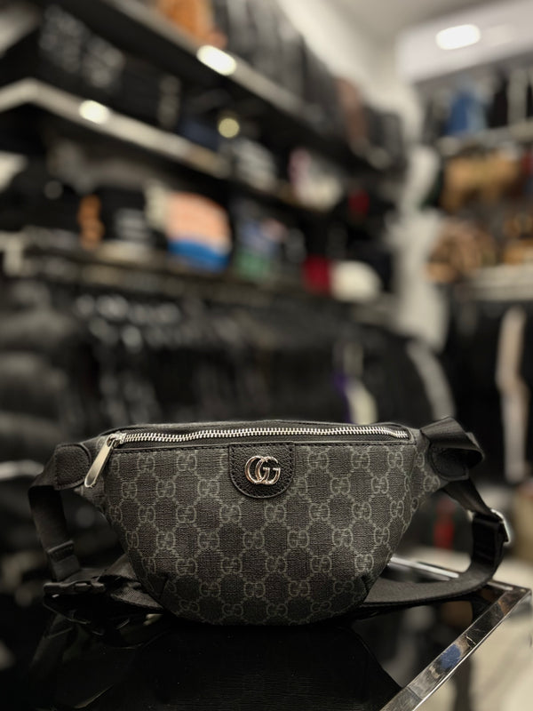 Gucci GG Supreme waist black bag
