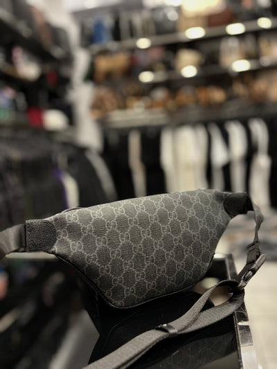 Gucci GG Supreme waist black bag