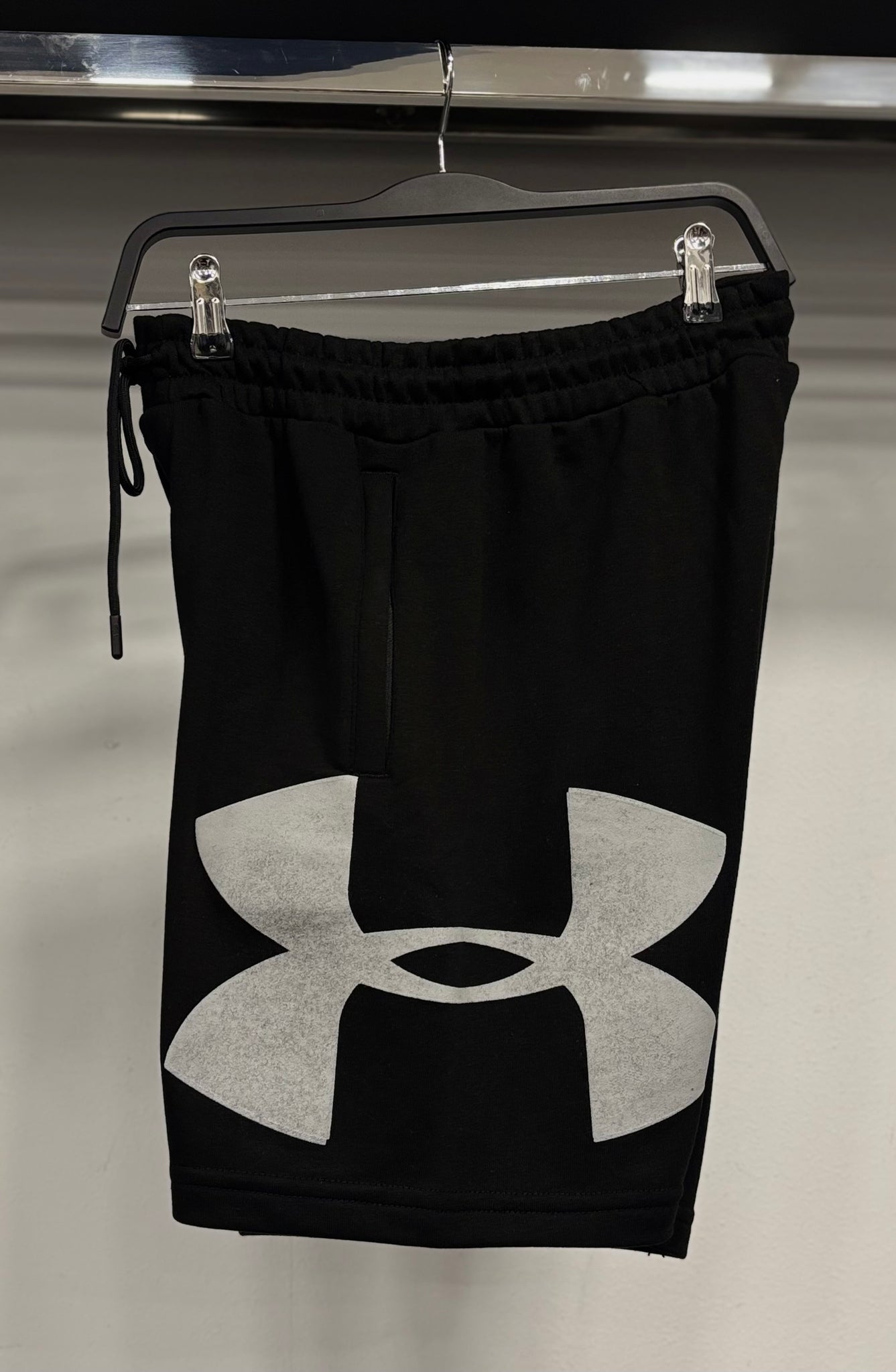 Under Armour Rival Fleece Logo black shorts