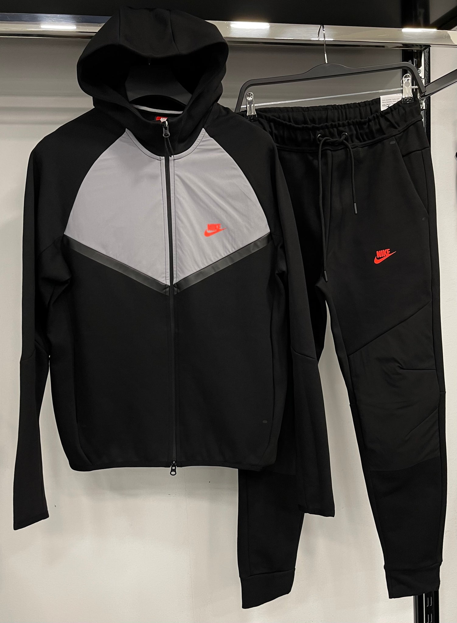 Nike Tech Fleece tracksuit black gray