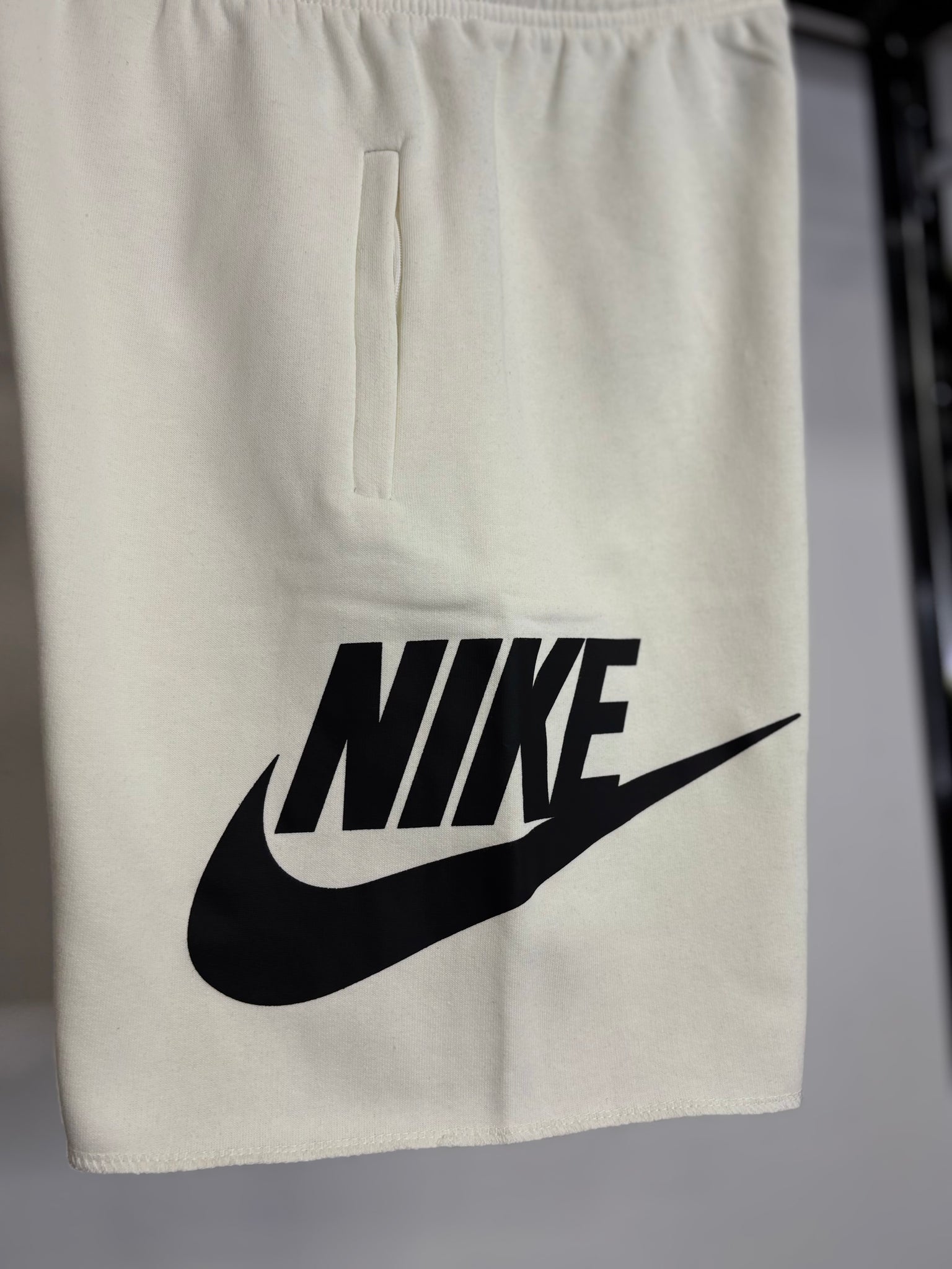 Nike Βερμούδα