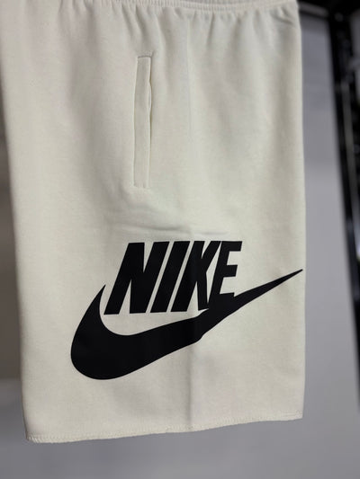 Nike Βερμούδα