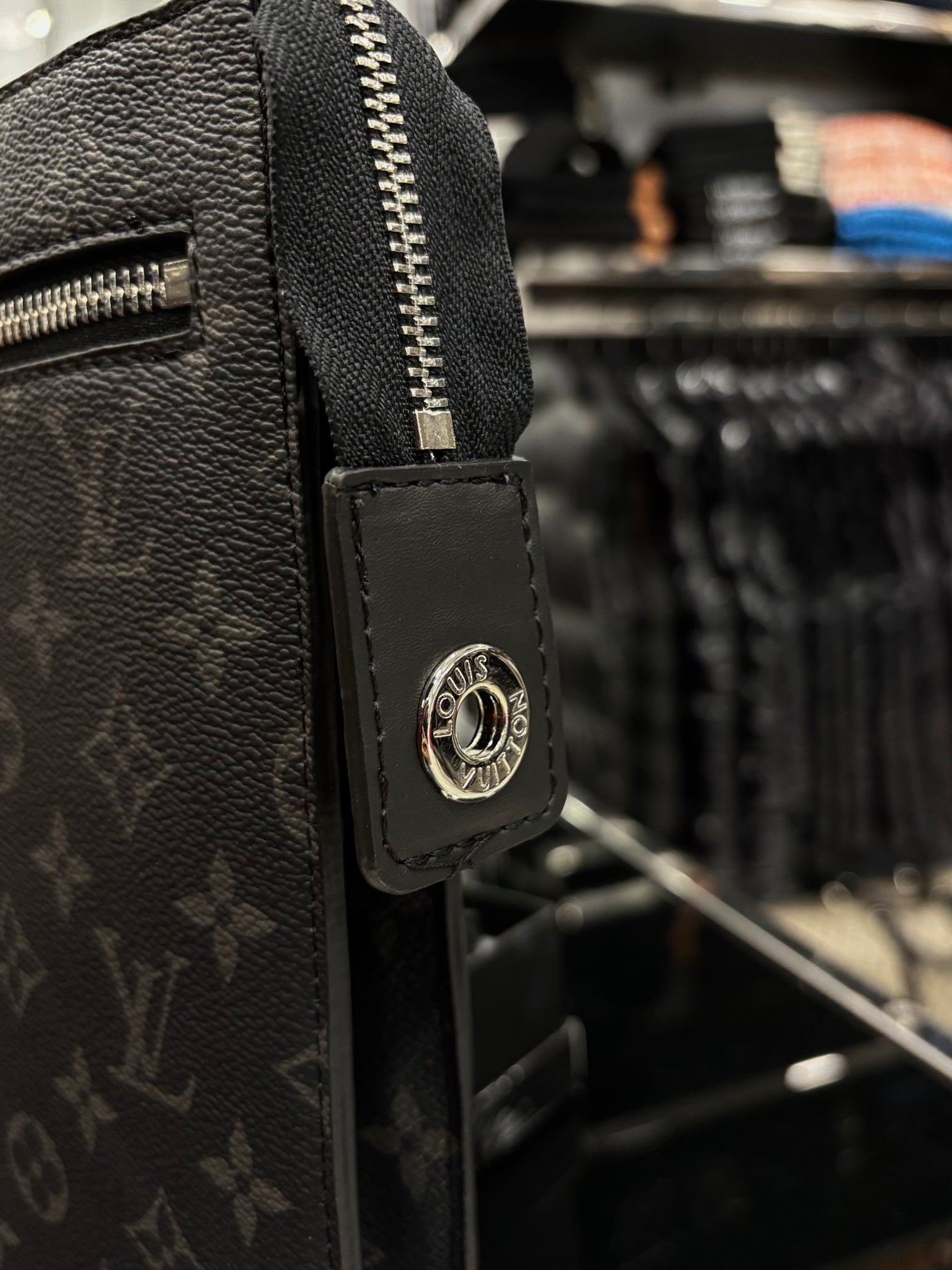 Louis Vuitton Pochette To-Go black bag