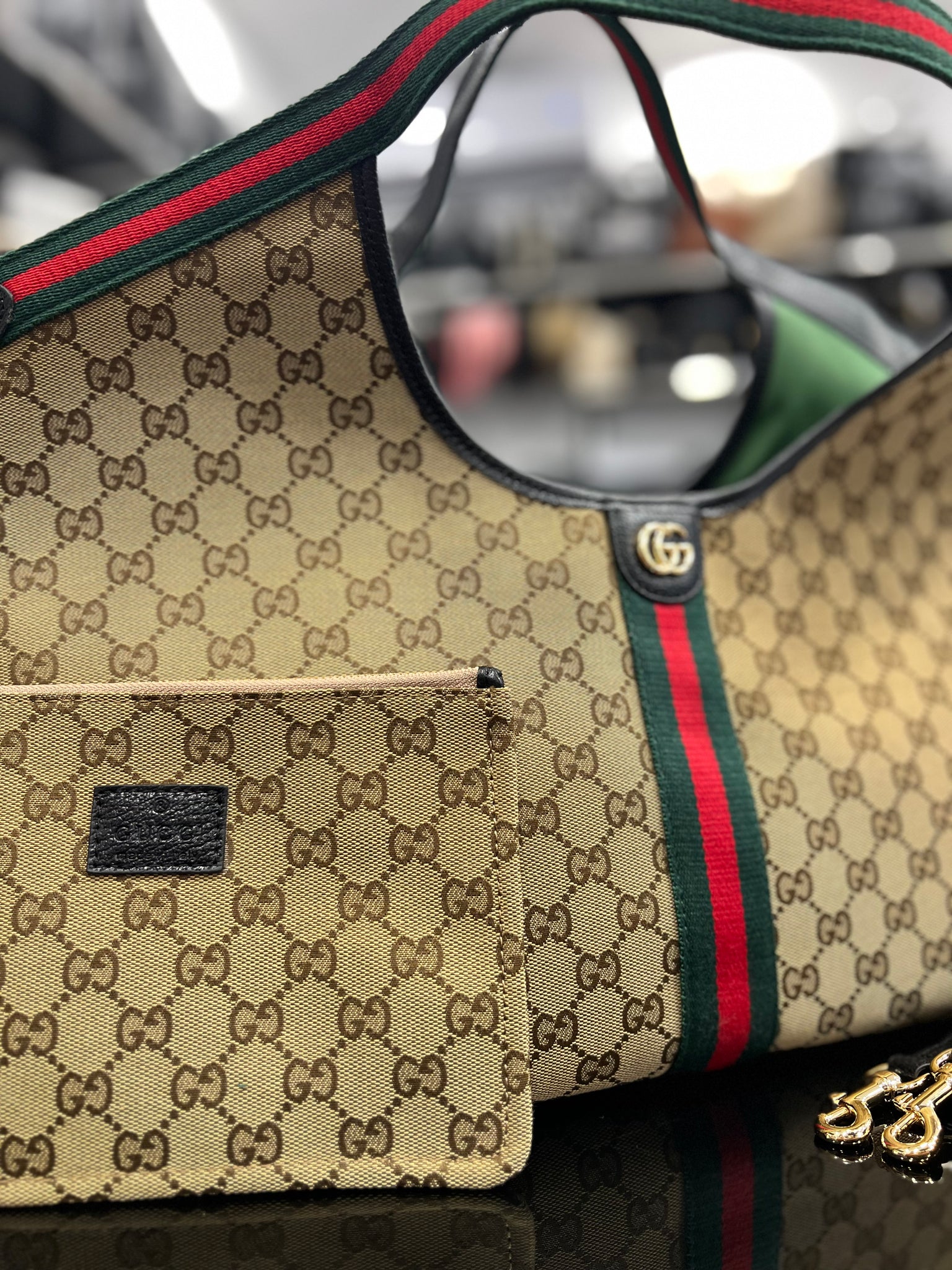 Gucci Giglio Medium Tote Beige Bag