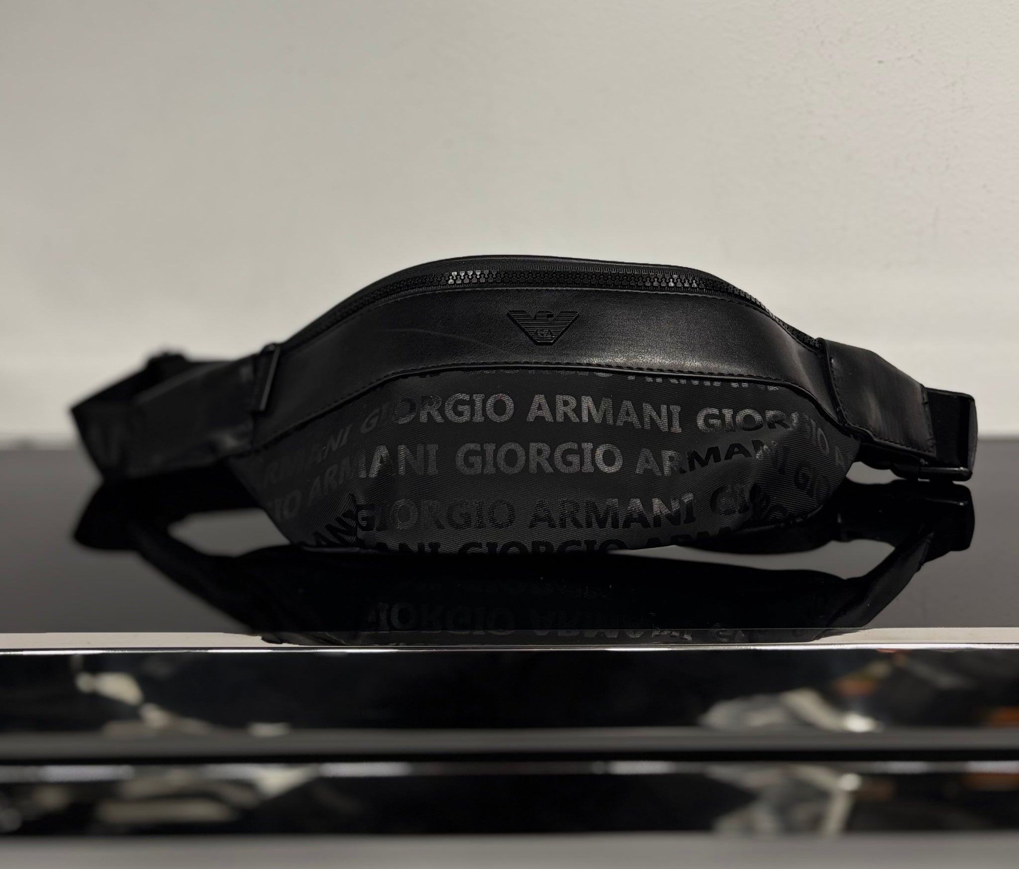 Emporio Armani black τσαντάκι ώμου/χιαστί