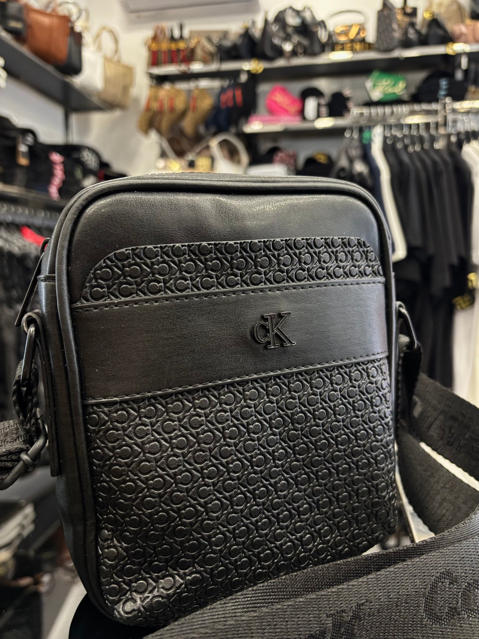 Calvin Klein black bag ώμου/χιαστί