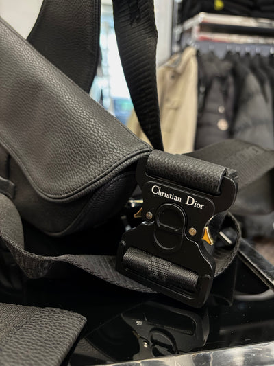 Christian Dior black bag χιαστί