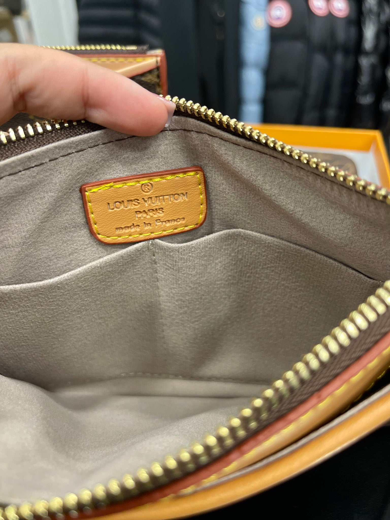 Louis Vuitton clutch Bag