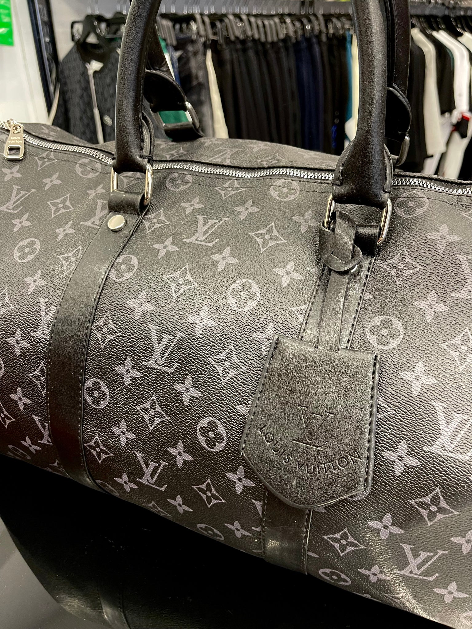 Σάκος ταξιδιού Louis Vuitton grey/black
