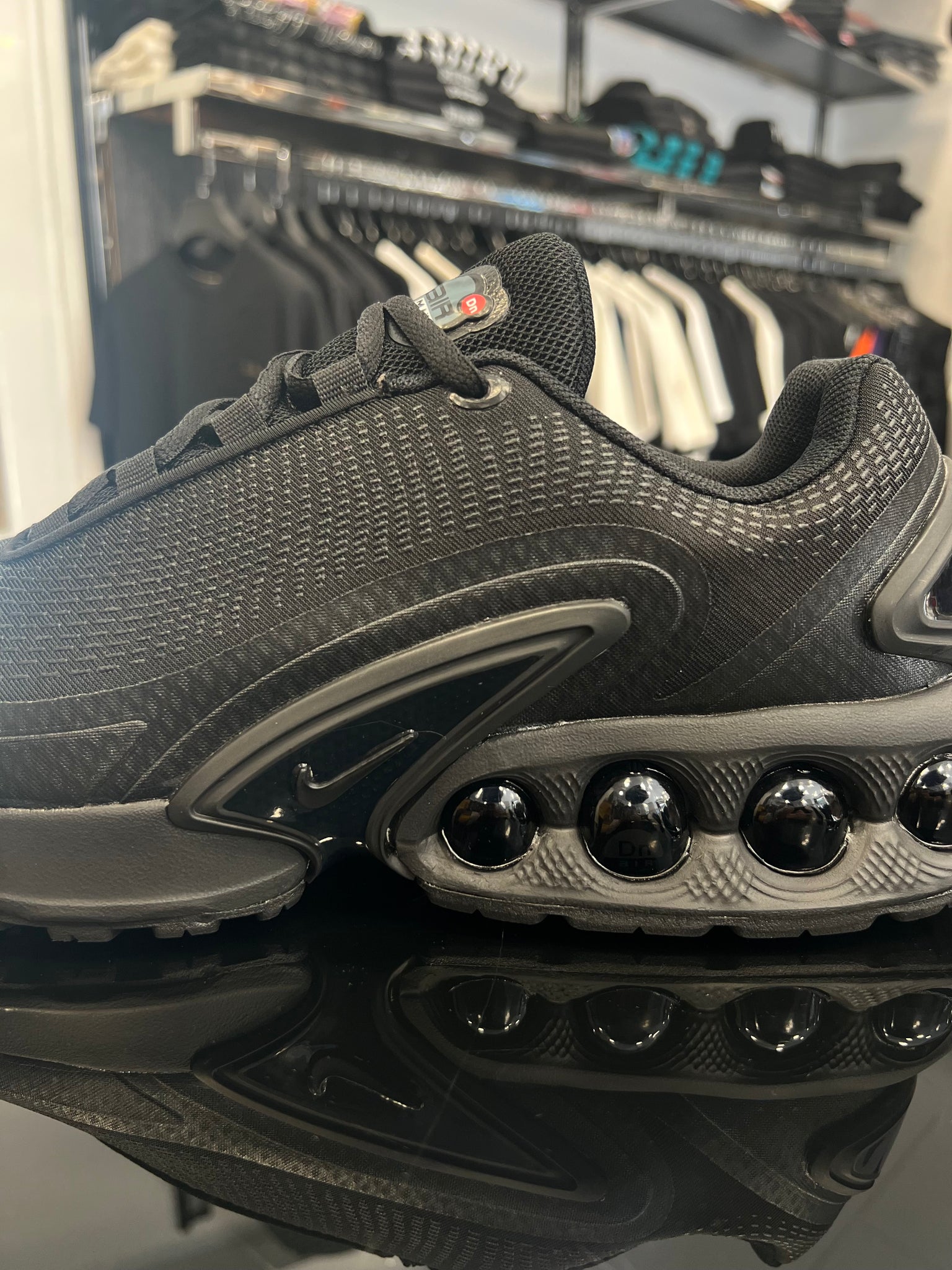 Nike Air Max Dn Triple Black