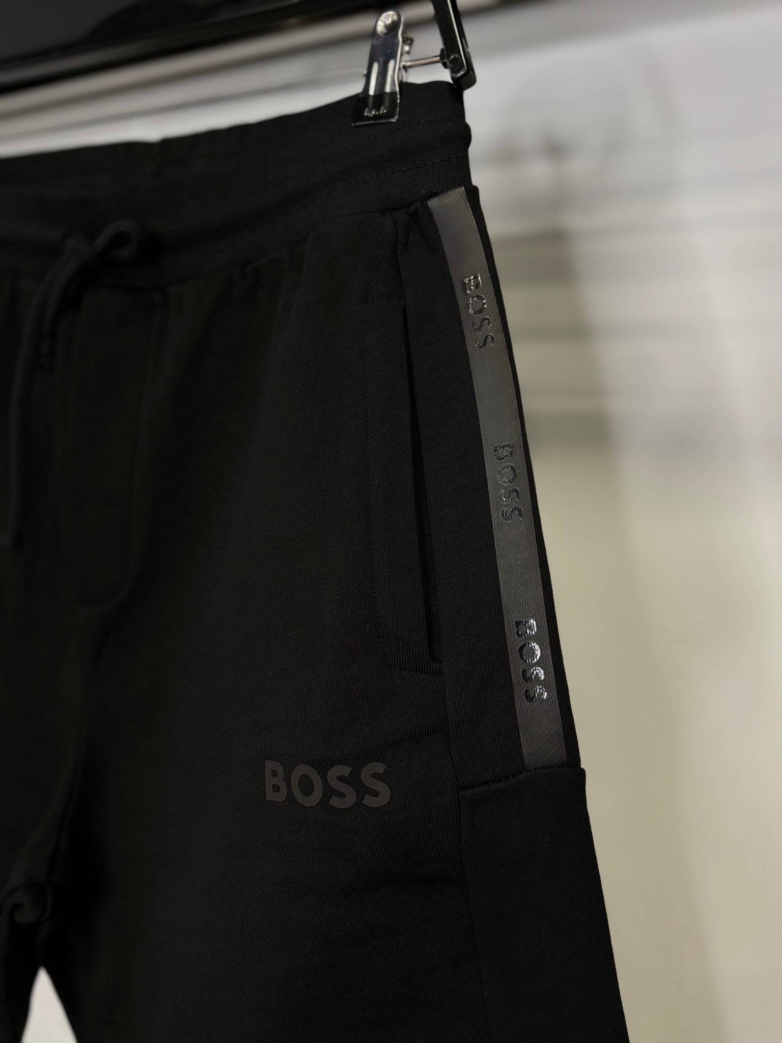 BOSS Βερμούδα